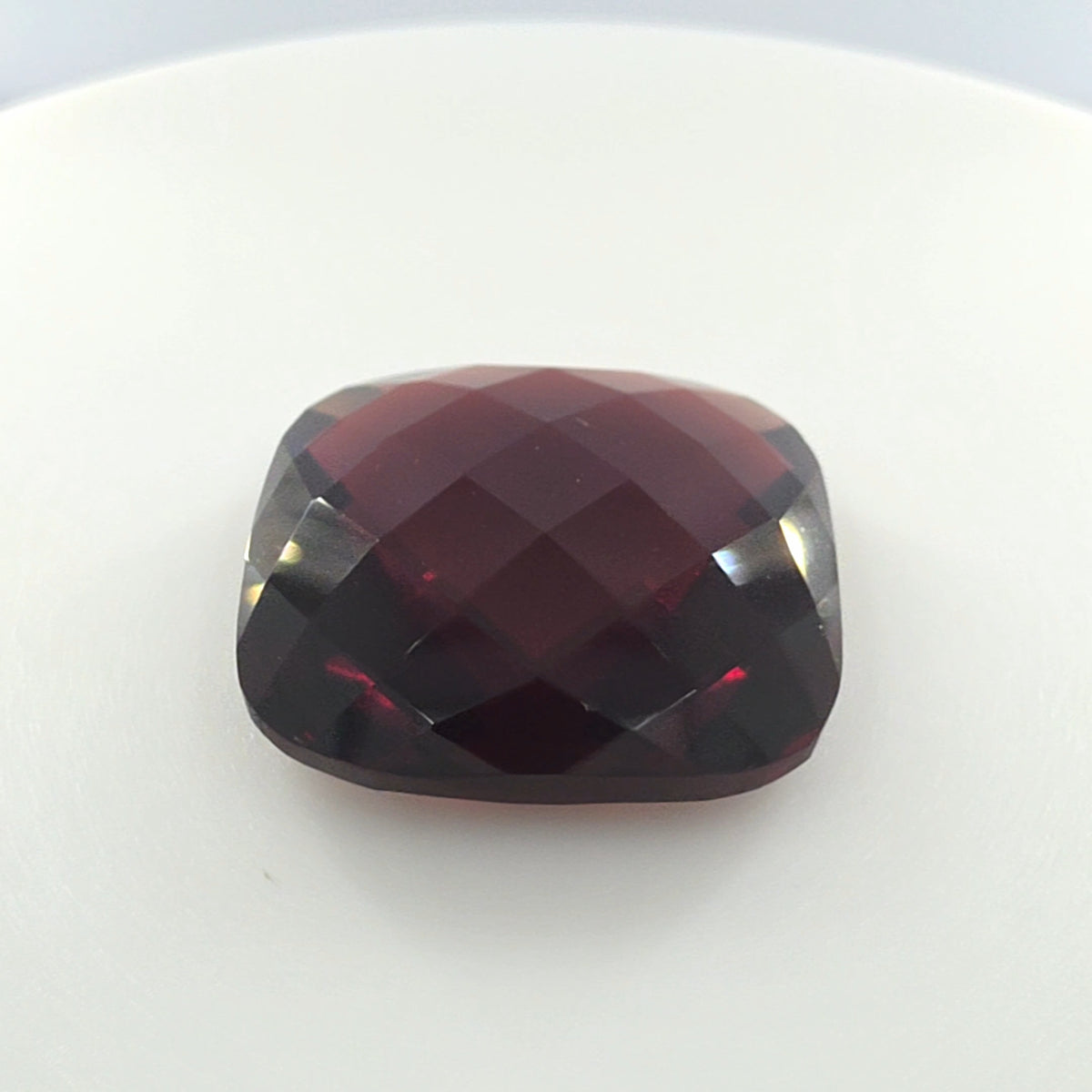 Double-Sided Pyrope-Almandine Garnet 15.42 Ct – Cushion Cut