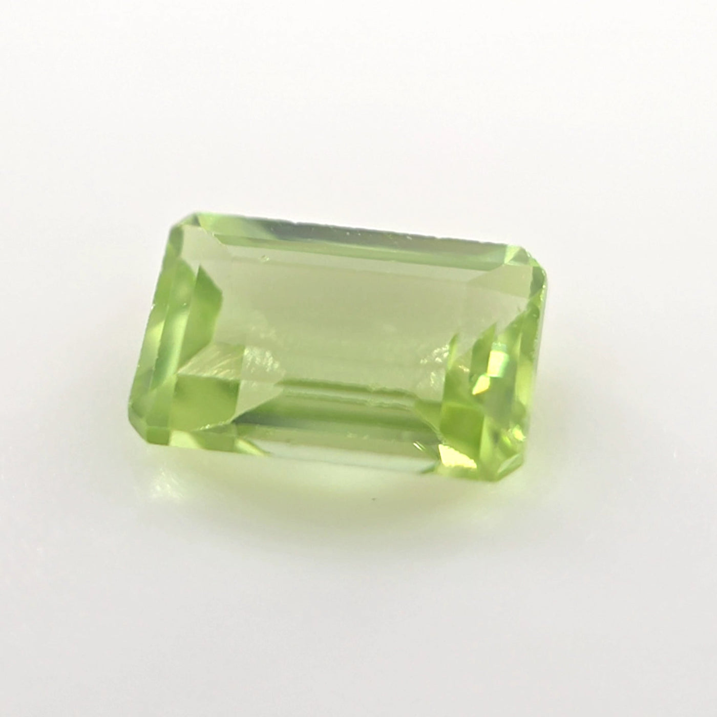 Peridot Emerald Cut 0.68 Ct – Lime Green Natural Peridot