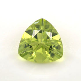 Peridot 0.74 Ct Trillion Cut – Bright Yellow-Green Loose Peridot