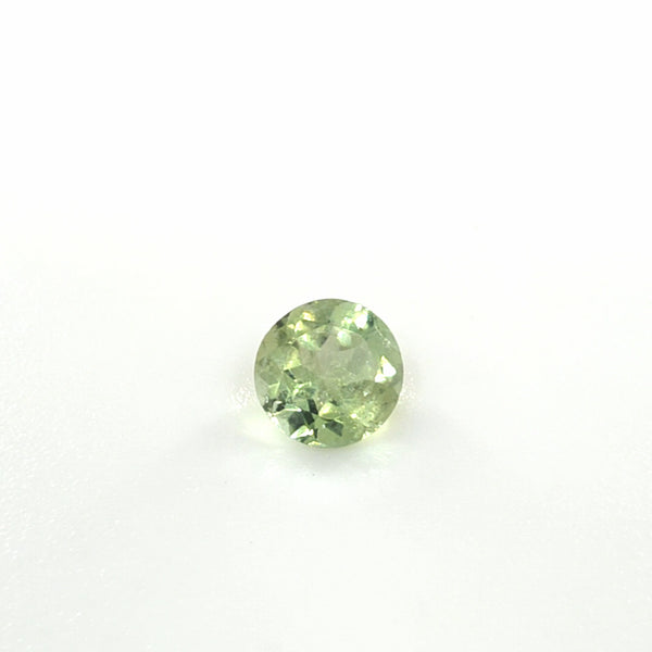 Green Sapphire Round Cut 0.29 Ct – Light Yellowish Green Sapphire