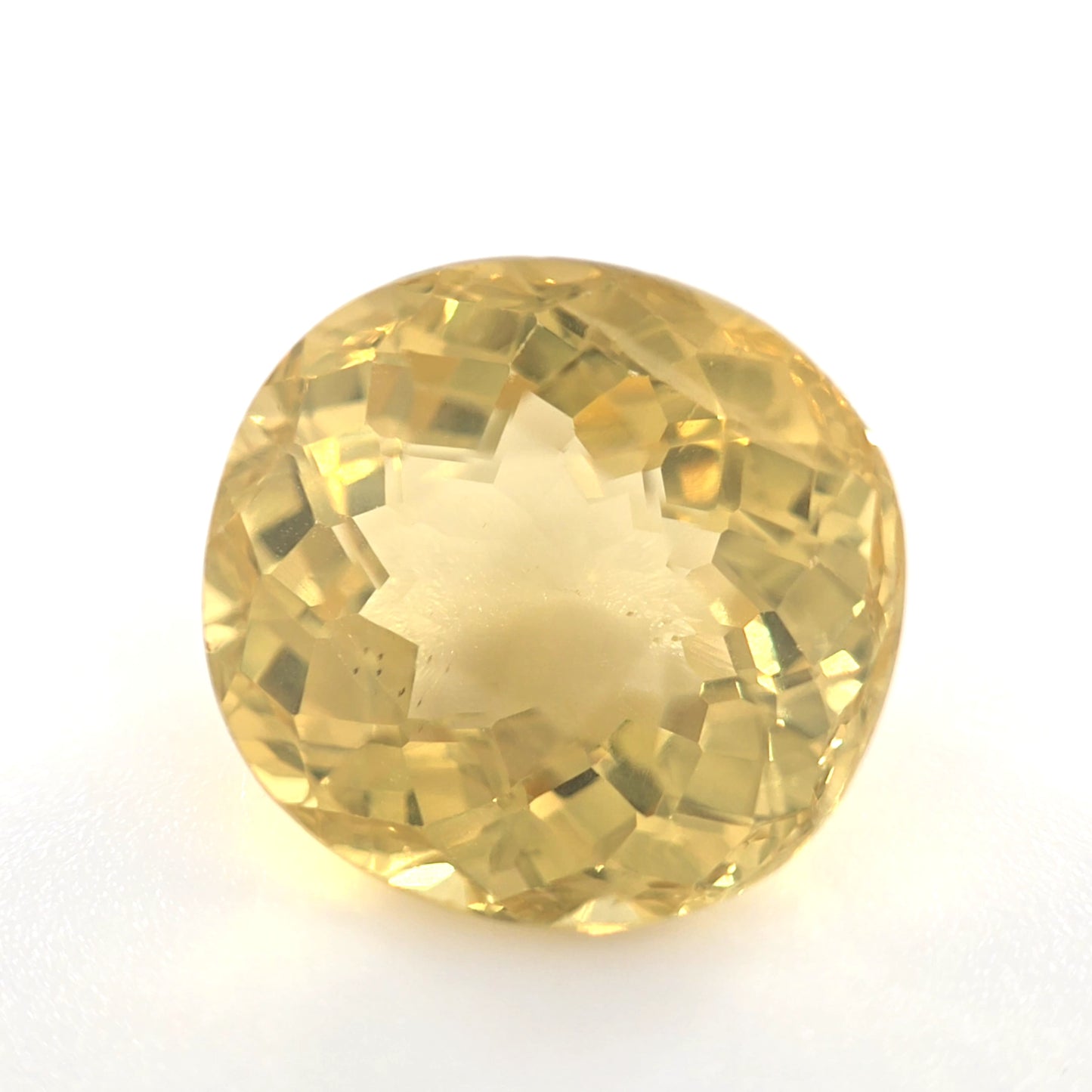 Yellow Apatite Oval Cut 9.08 Ct – Light Golden Yellow Natural Apatite