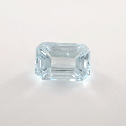 0.65 Ct Lt Icy Blue Aquamarine