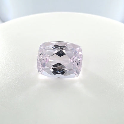 Kunzite Cushion Cut 3.86 Ct – Light Pinkish Purple Kunzite