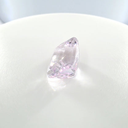 Kunzite Cushion Cut 3.86 Ct – Light Pinkish Purple Kunzite