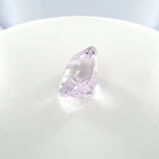 Kunzite Cushion Cut 3.86 Ct – Light Pinkish Purple Kunzite