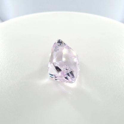 Kunzite Cushion Cut 3.86 Ct – Light Pinkish Purple Kunzite