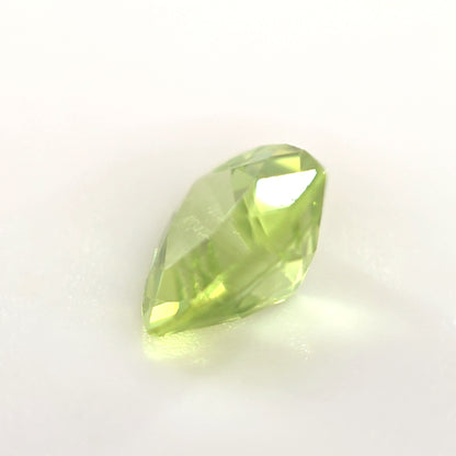 Peridot 0.70 Ct Trillion Cut – Bright Yellow-Green Loose Peridot