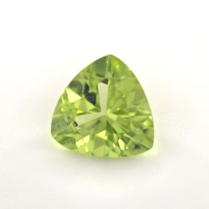 Peridot 0.71 Ct Trillion Cut – Bright Yellow-Green Loose Peridot