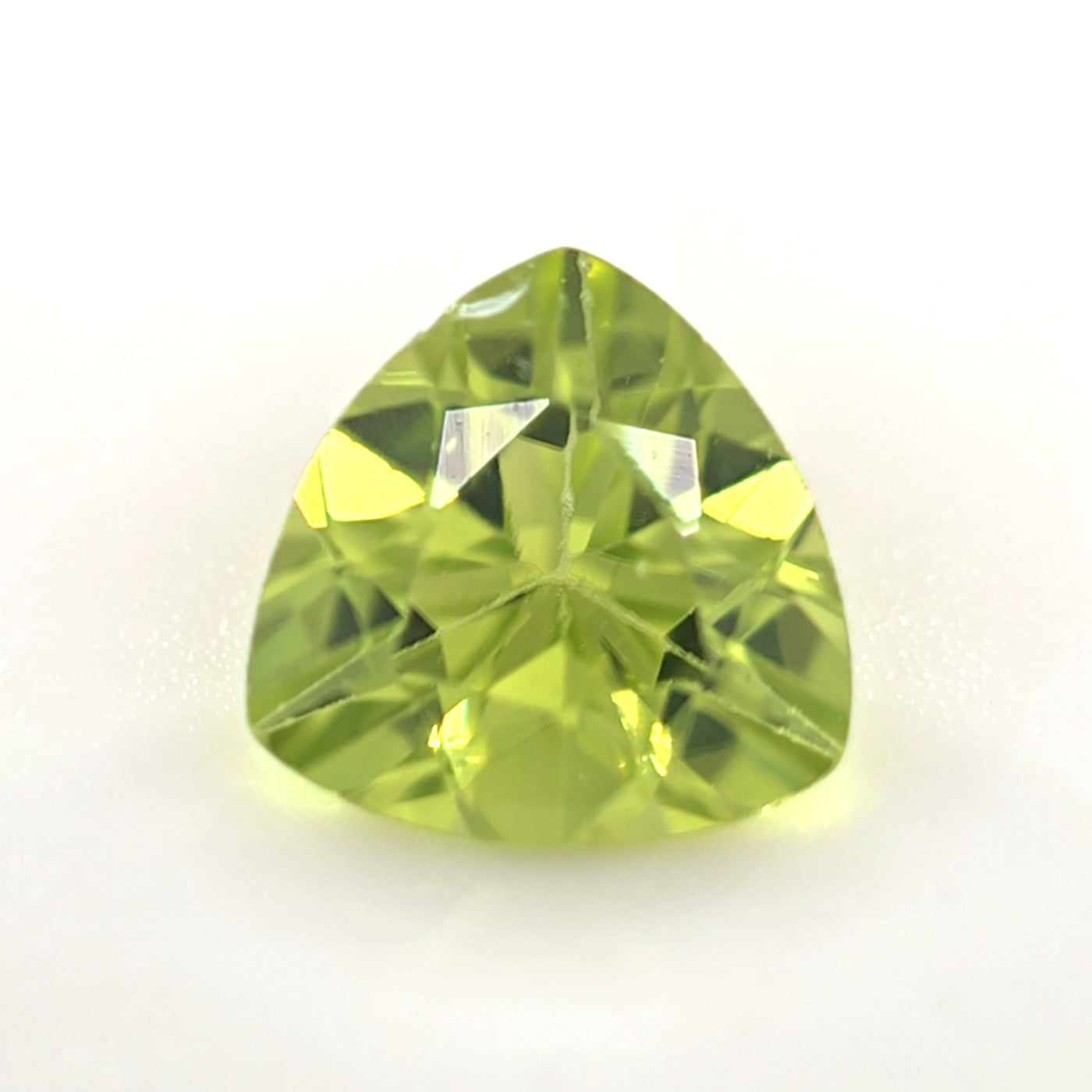 Peridot 0.74 Ct Trillion Cut – Bright Yellow-Green Loose Peridot