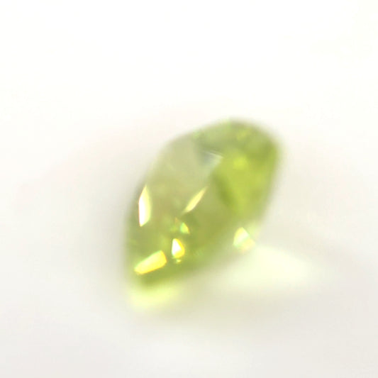 Peridot 0.74 Ct Trillion Cut – Bright Yellow-Green Loose Peridot