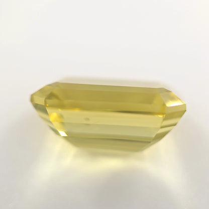 5.75 Ct Quartz Rectangle Cut – Yellow