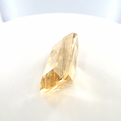 Scapolite Emerald Cut 8.73 Ct – Soft Golden Champagne Scapolite