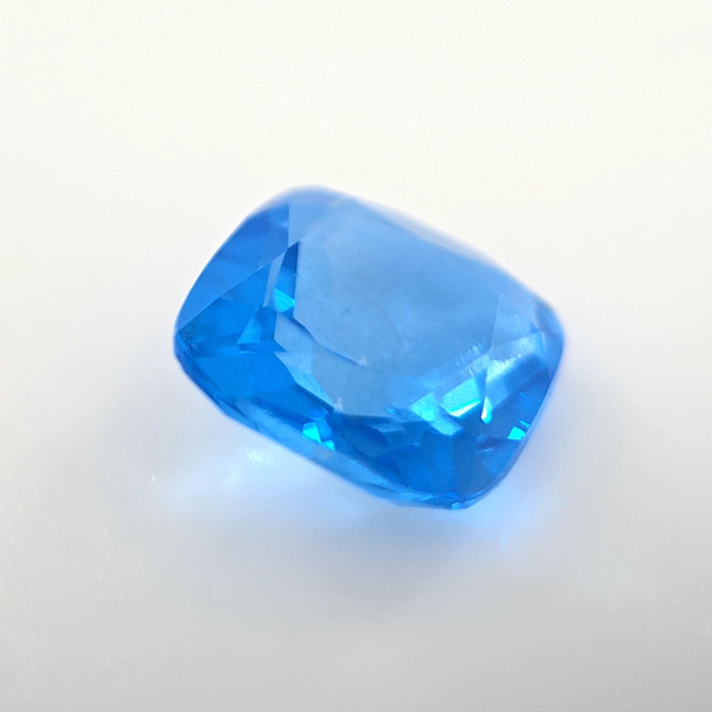 Swiss Blue Topaz Cushion Cut 2.56 Ct – Natural Topaz