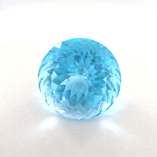 9.92 Ct Blue Topaz Round Checkerboard Cut – Bright Sky Blue