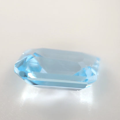 2.00 Ct Light Blue Topaz Emerald Cut – Icy Sky Blue