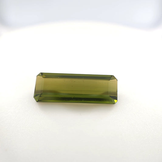 Olive Green Tourmaline 4.60 Ct Rectangle Cut – Natural Earth-Tone Gemstone