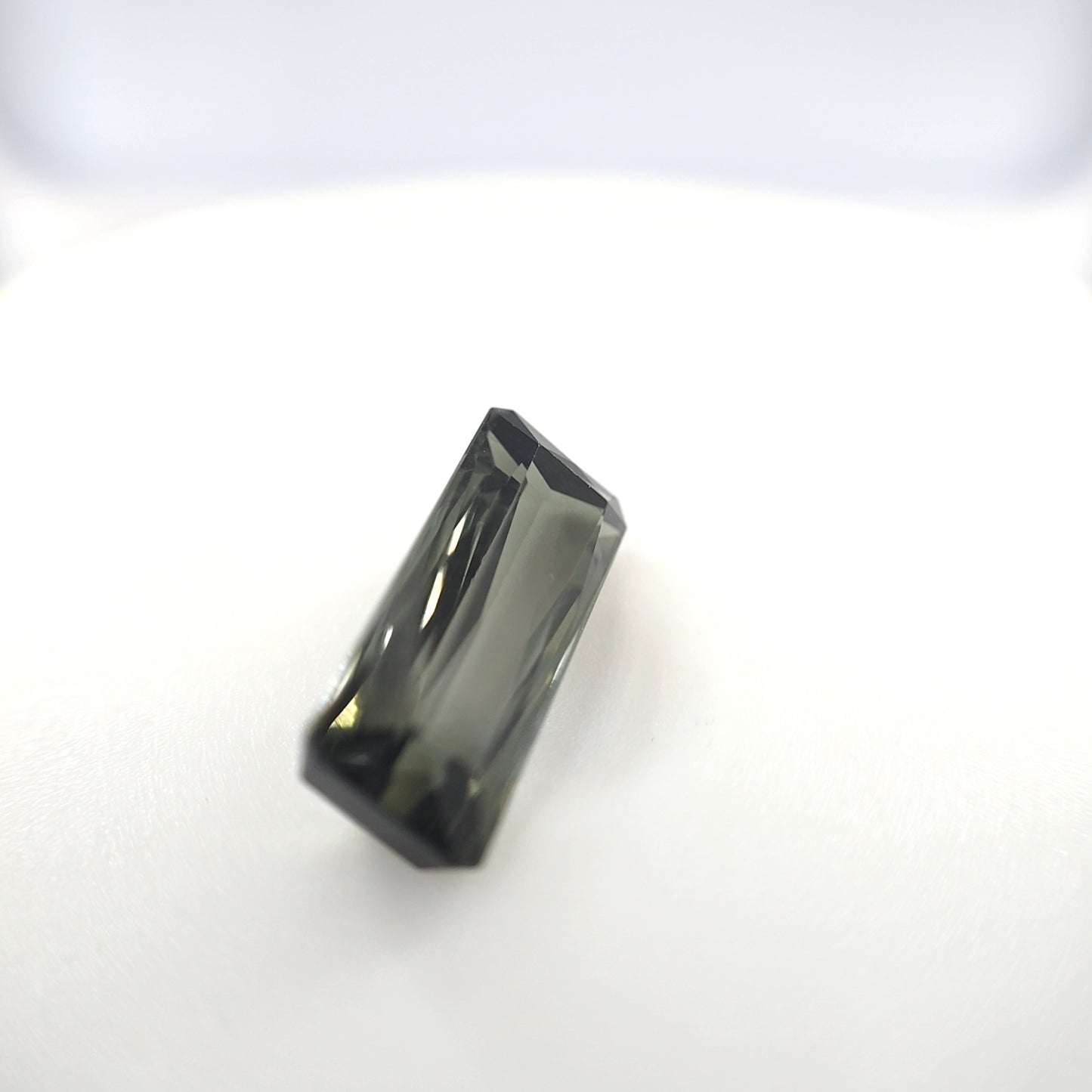 Smoky Green Tourmaline 5.46 Ct Rectangle Cut – Natural Earth-Tone Gemstone