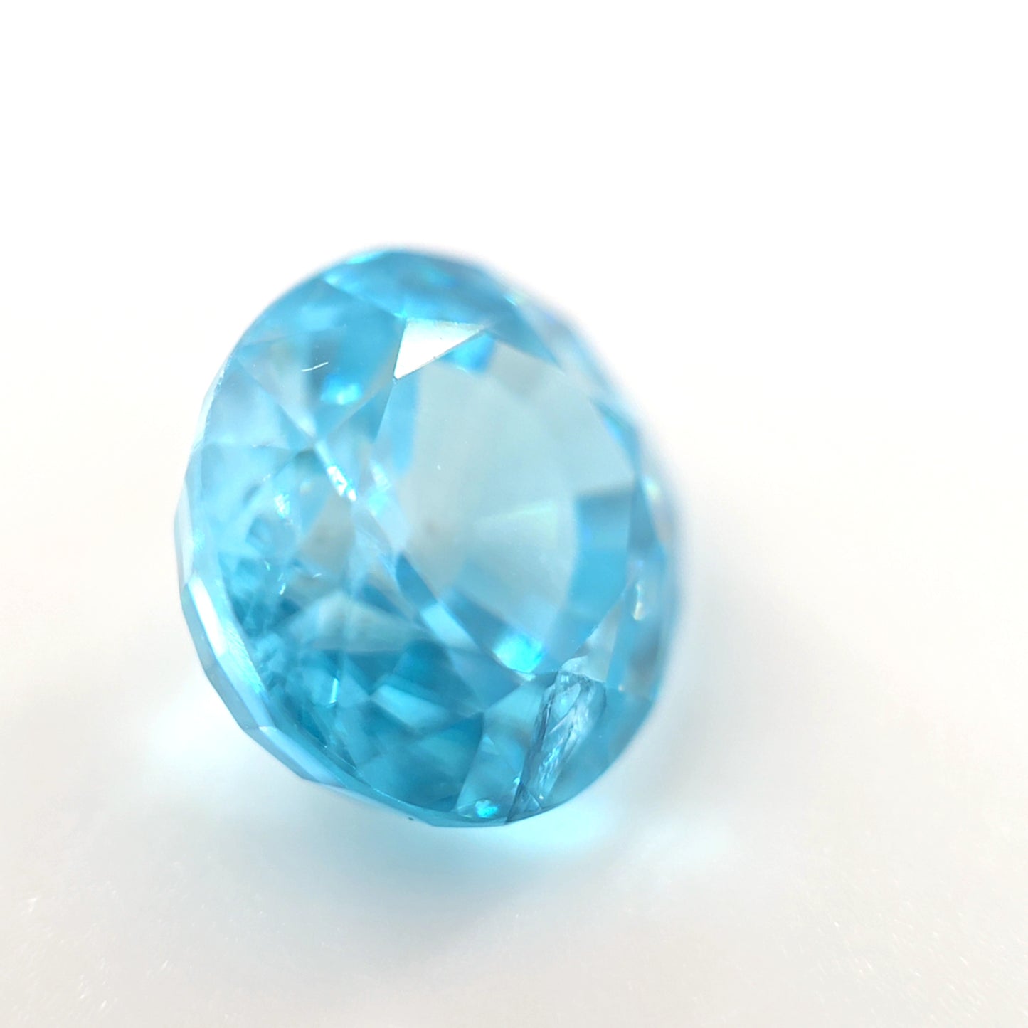 5.29 Ct Blue Zircon Oval Cut – Bright Electric Blue