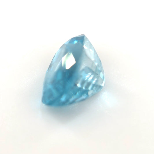 1.44 Ct Sky Blue Zircon Oval Cut – Bright Tropical Blue