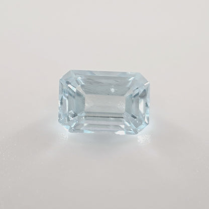 0.65 Ct Lt Icy Blue Aquamarine